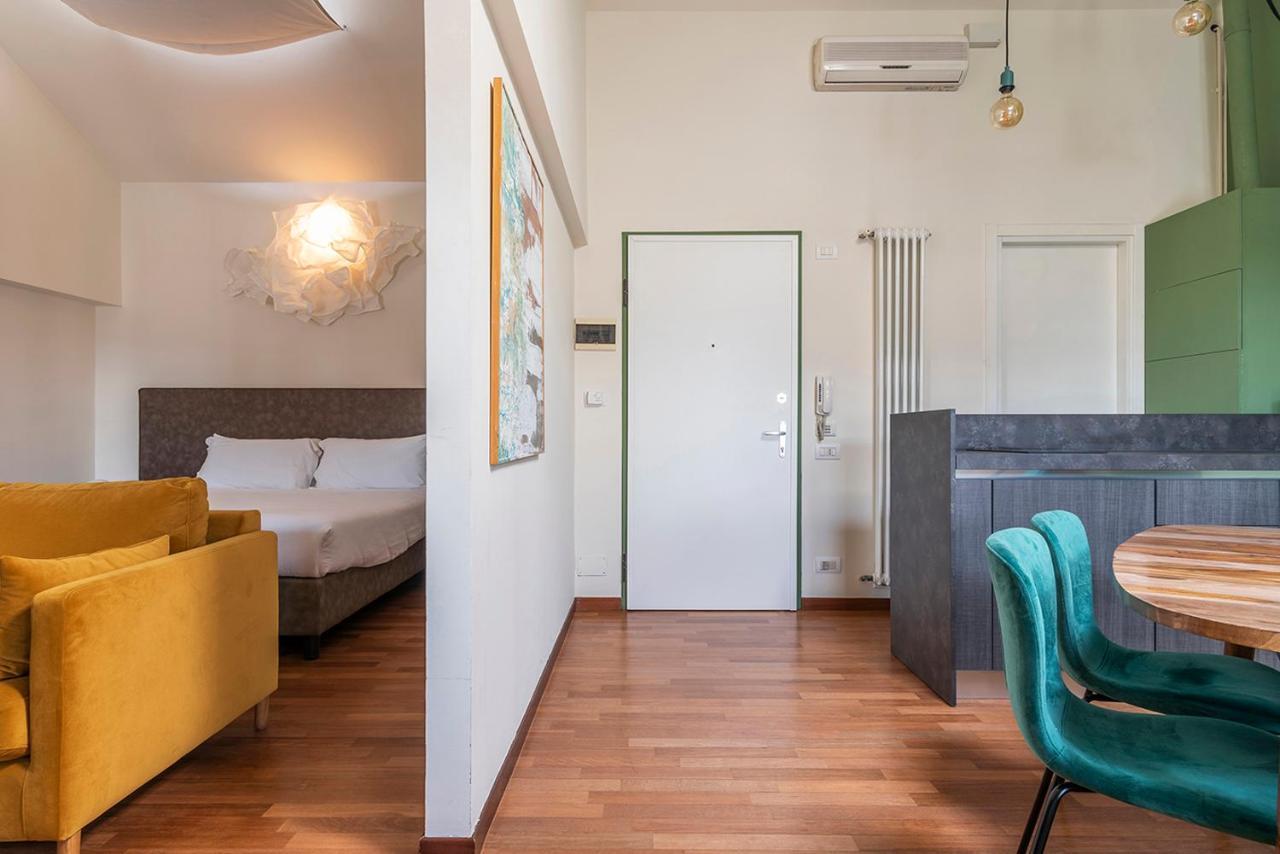 Easyhomes Duomo View Milano Exterior foto