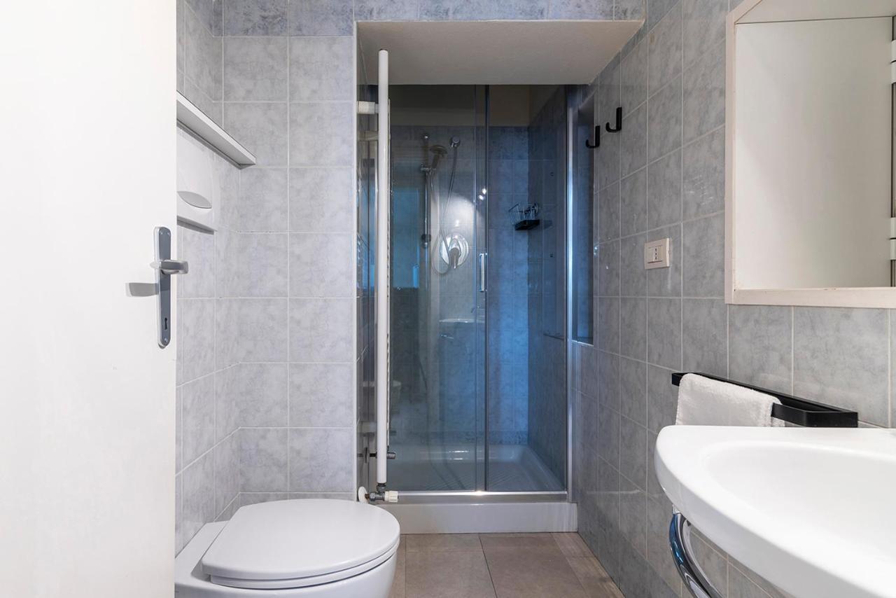 Easyhomes Duomo View Milano Exterior foto
