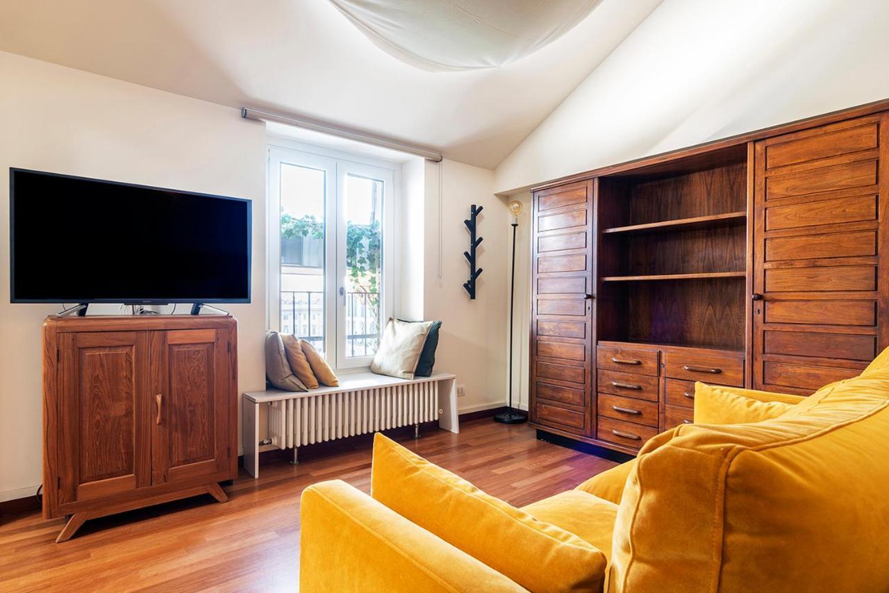 Easyhomes Duomo View Milano Exterior foto